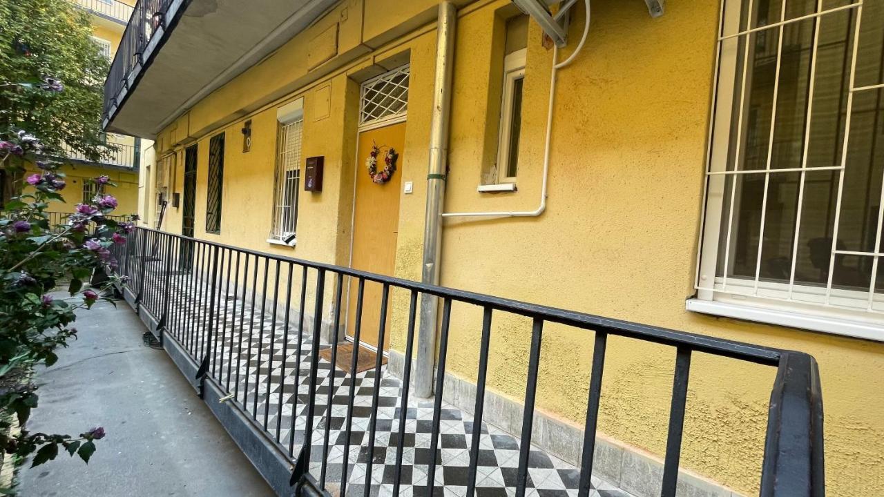 Buda Garden Apartment บูดาเปสต์ ภายนอก รูปภาพ