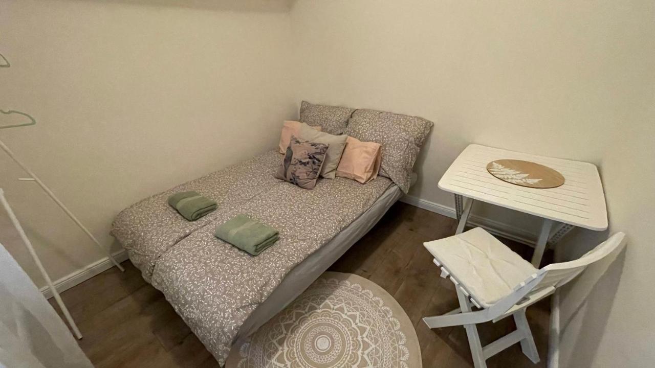 Buda Garden Apartment บูดาเปสต์ ภายนอก รูปภาพ