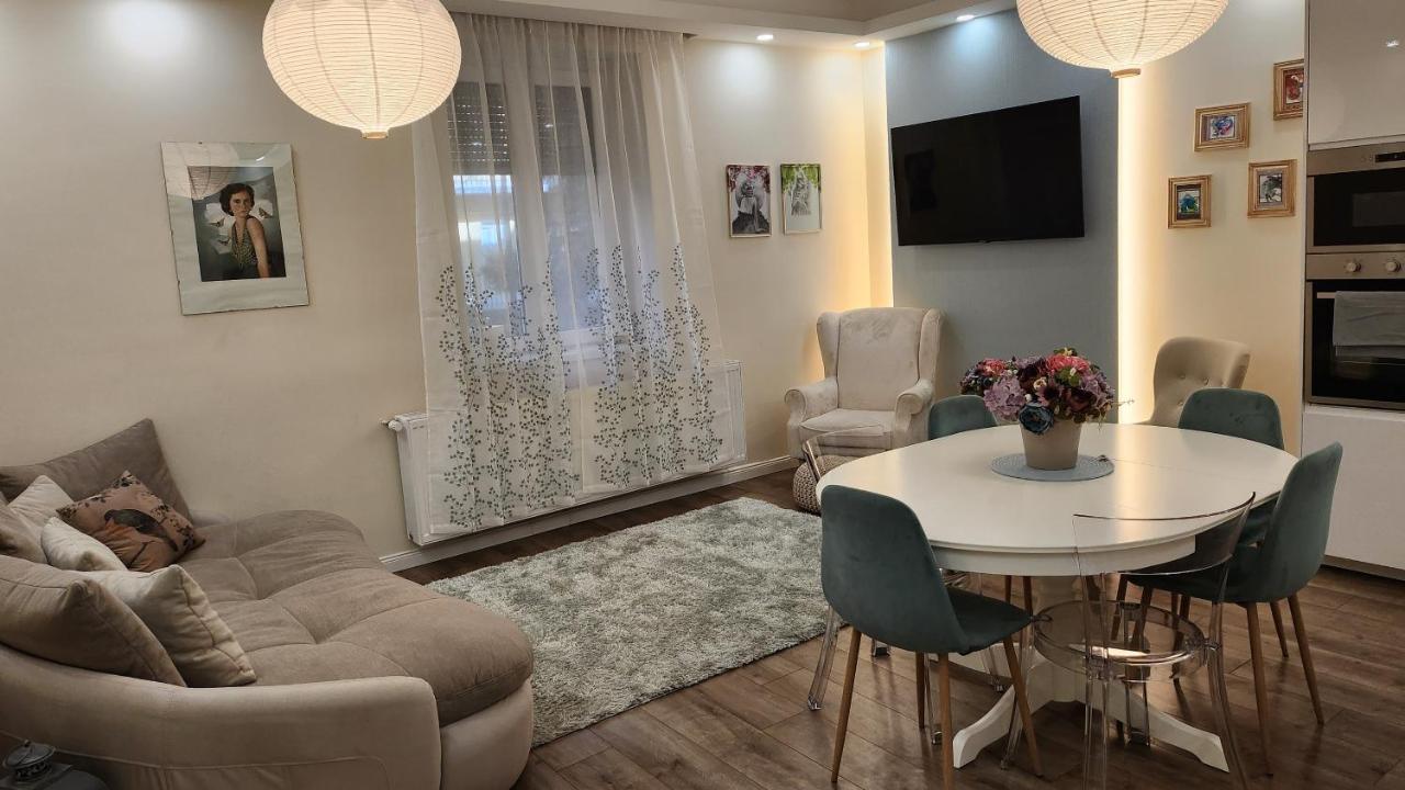 Buda Garden Apartment บูดาเปสต์ ภายนอก รูปภาพ